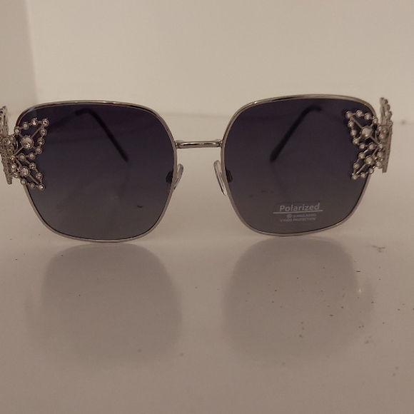 UV400 Polarized Sun Glasses - Picture 2 of 8